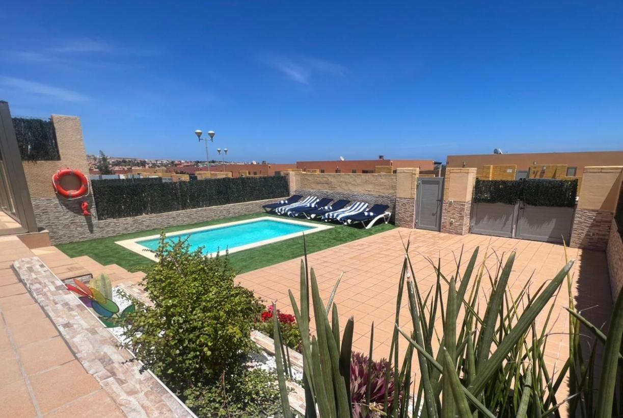 Ajana Villa Caleta De Fuste Bagian luar foto