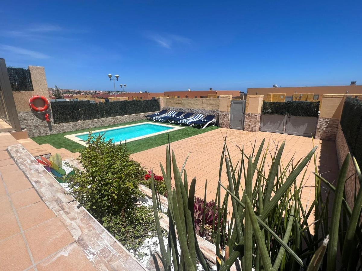 Ajana Villa Caleta De Fuste Bagian luar foto